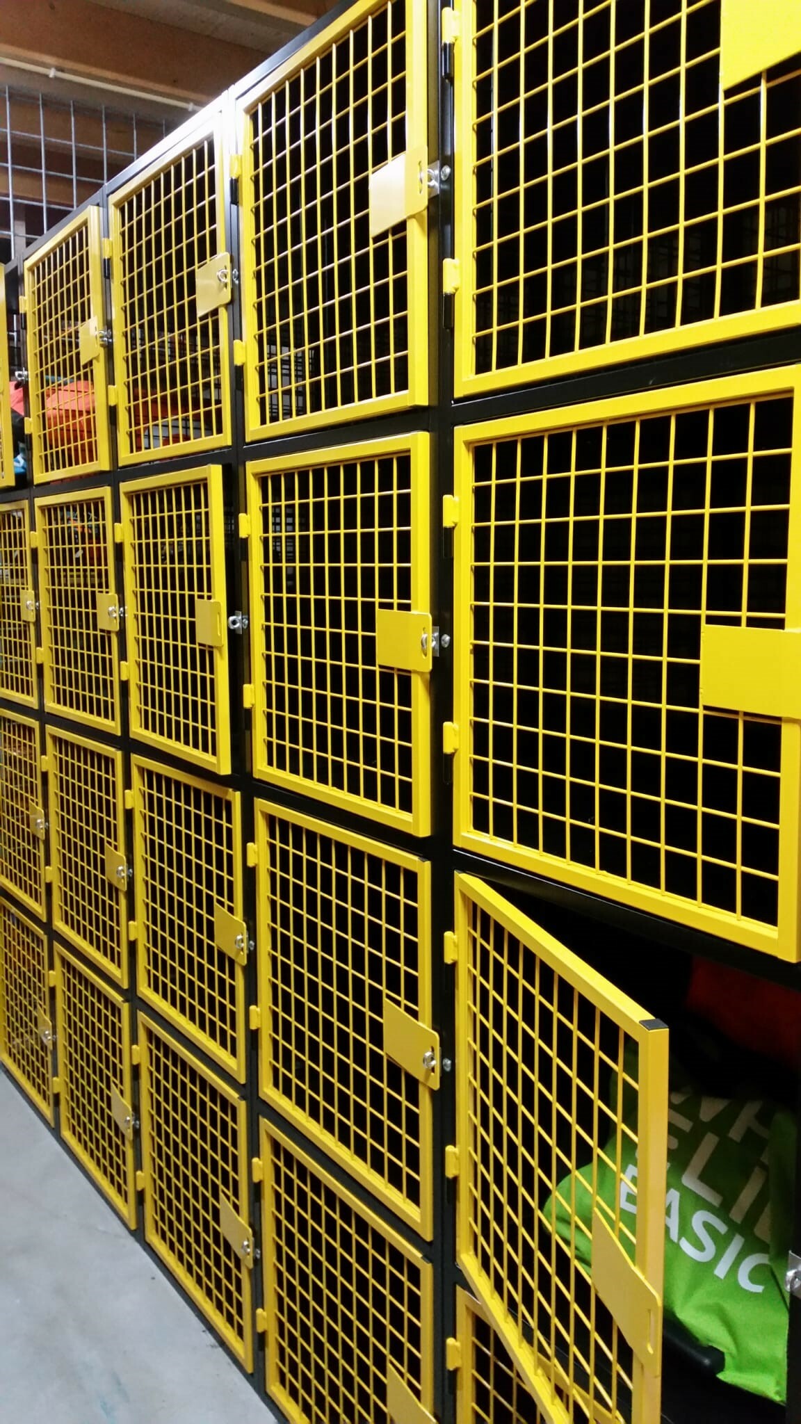 Hockey locker 5 Hockey locker 5